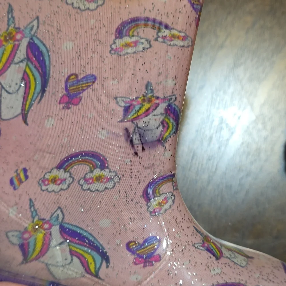 Zoogs Light‎ Up Unicorn Rainboots Size 6